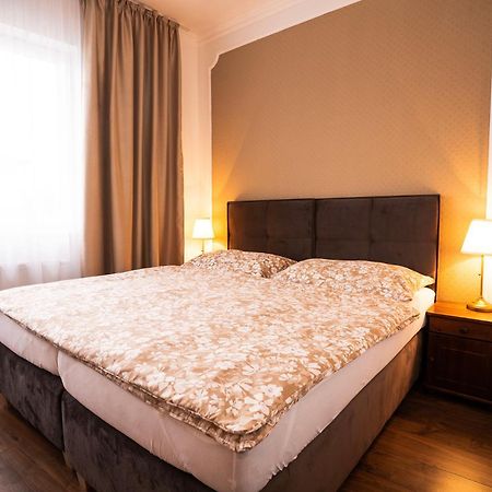 Corner House Apartment Lučenec Екстериор снимка