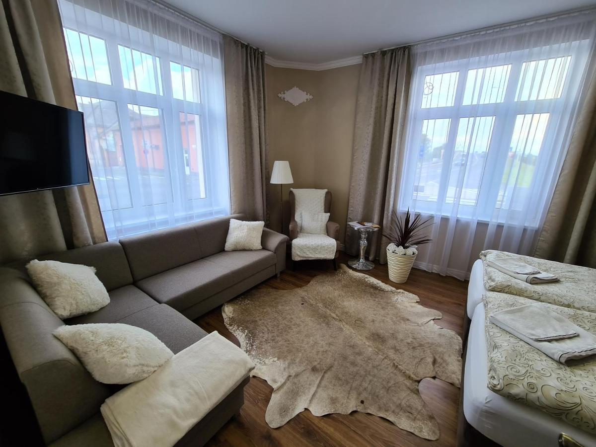 Corner House Apartment Lučenec Екстериор снимка